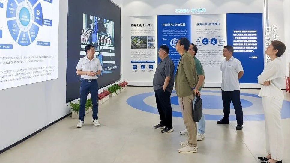 校企联动促发展！香港理工大学教授一行莅临佛山智能装备技术研究院与佛山华数机器人有限公司调研交流