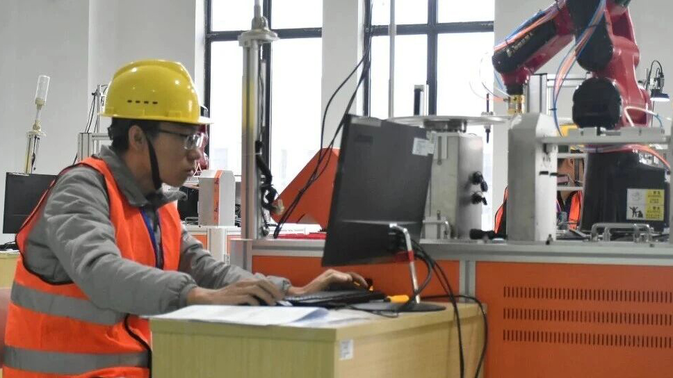 证书+奖金！2026年南海区职工劳动和技能竞赛工业机器人数智化控制项目技能比赛火热报名中