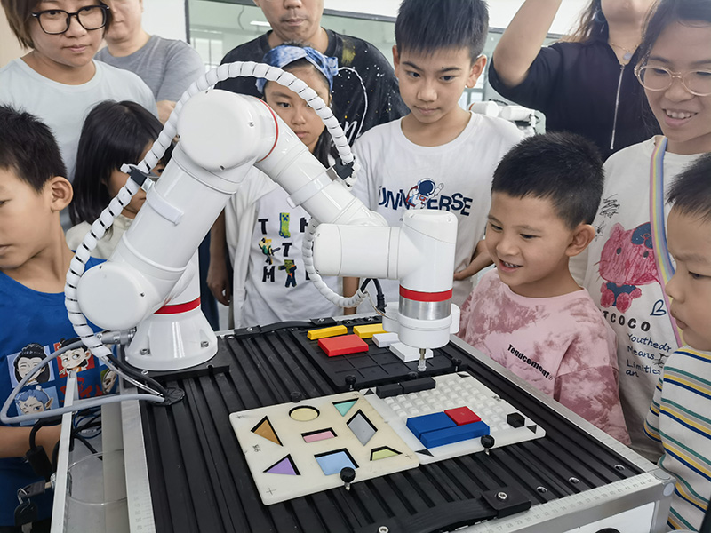 1760669129260090.jpg 4.jpg