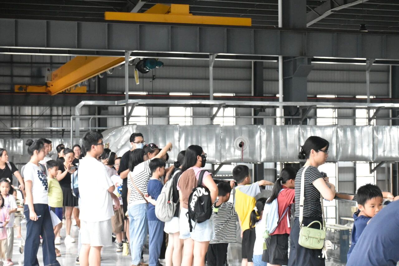 1760684209536481.jpg 1760684209536481.jpg