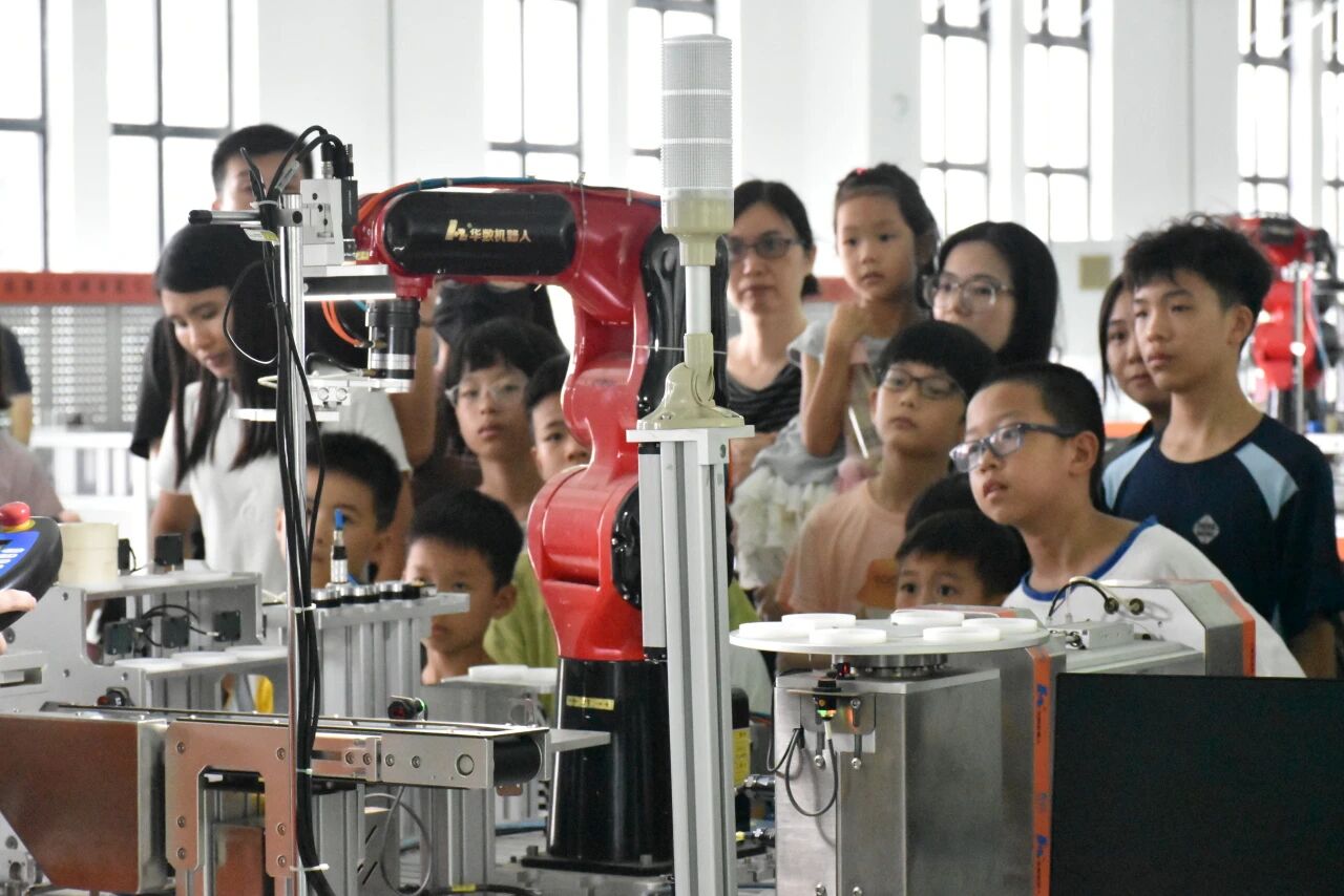 1760684361297614.jpg 1760684361297614.jpg